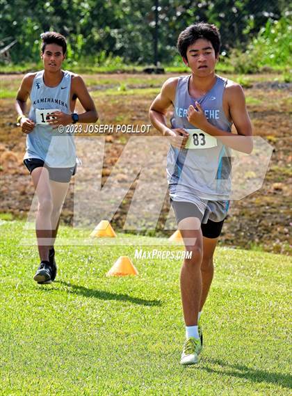 Thumbnail 3 in Kamehameha Invitational photogallery.