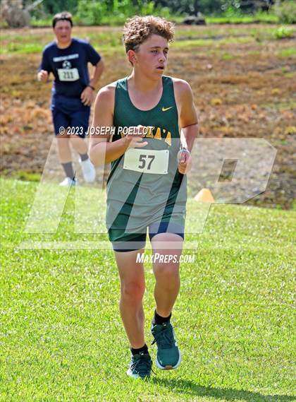 Thumbnail 2 in Kamehameha Invitational photogallery.