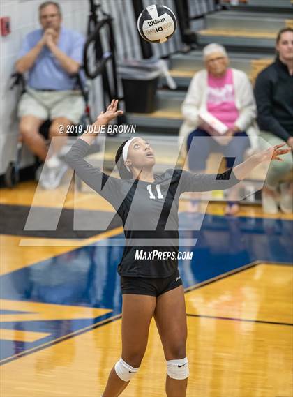 Thumbnail 3 in Indianapolis Bishop Chatard @ Heritage Christian photogallery.