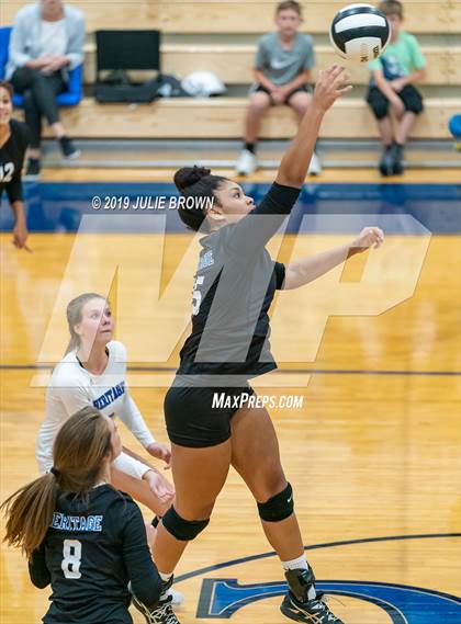 Thumbnail 3 in Indianapolis Bishop Chatard @ Heritage Christian photogallery.