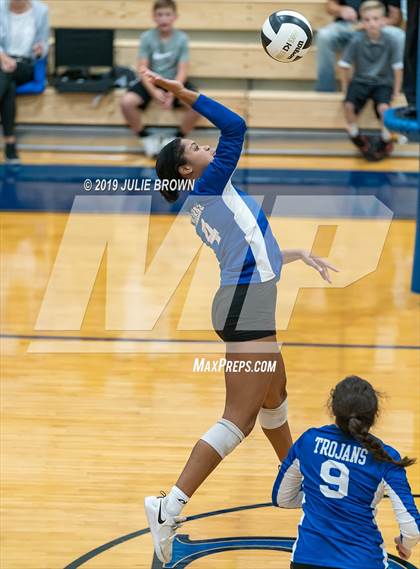 Thumbnail 1 in Indianapolis Bishop Chatard @ Heritage Christian photogallery.