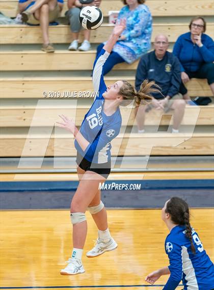 Thumbnail 1 in Indianapolis Bishop Chatard @ Heritage Christian photogallery.