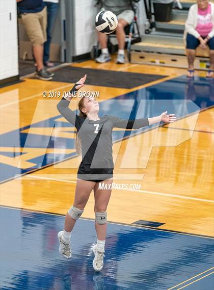 Thumbnail 1 in Indianapolis Bishop Chatard @ Heritage Christian photogallery.