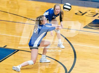 Thumbnail 1 in Indianapolis Bishop Chatard @ Heritage Christian photogallery.