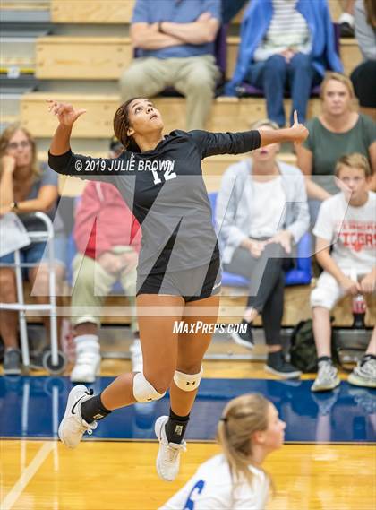 Thumbnail 3 in Indianapolis Bishop Chatard @ Heritage Christian photogallery.