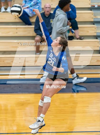 Thumbnail 3 in Indianapolis Bishop Chatard @ Heritage Christian photogallery.