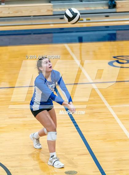 Thumbnail 3 in Indianapolis Bishop Chatard @ Heritage Christian photogallery.