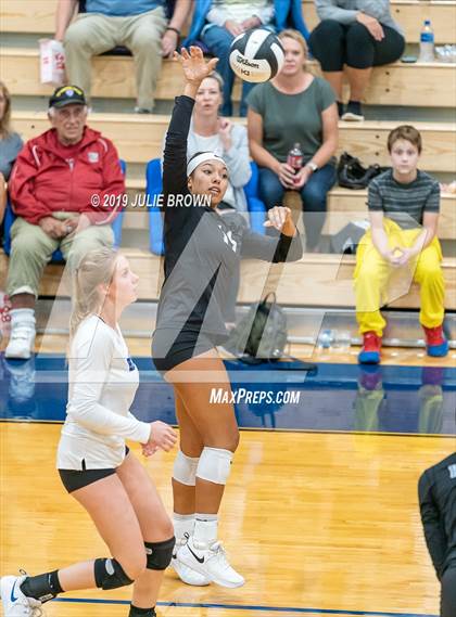 Thumbnail 1 in Indianapolis Bishop Chatard @ Heritage Christian photogallery.