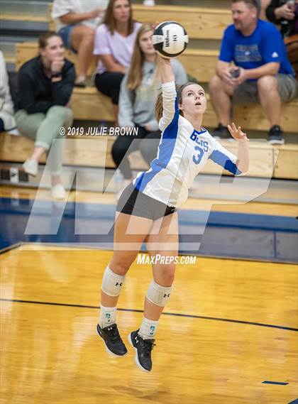 Thumbnail 2 in Indianapolis Bishop Chatard @ Heritage Christian photogallery.