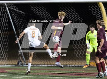 Thumbnail 3 in Thomas Jefferson Classical Academy vs. Falls Lake (NCHSAA 1A State Championship) photogallery.