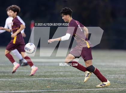 Thumbnail 3 in Thomas Jefferson Classical Academy vs. Falls Lake (NCHSAA 1A State Championship) photogallery.