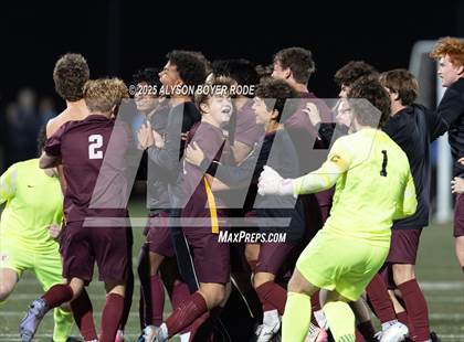 Thumbnail 3 in Thomas Jefferson Classical Academy vs. Falls Lake (NCHSAA 1A State Championship) photogallery.