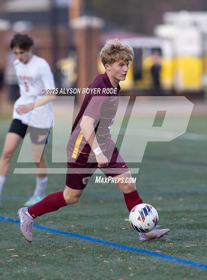 Thumbnail 3 in Thomas Jefferson Classical Academy vs. Falls Lake (NCHSAA 1A State Championship) photogallery.