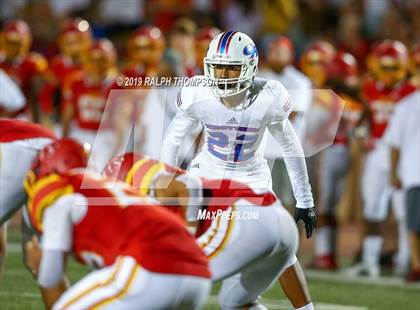 Thumbnail 3 in Jesuit vs. Christian Brothers (Holy Bowl) photogallery.