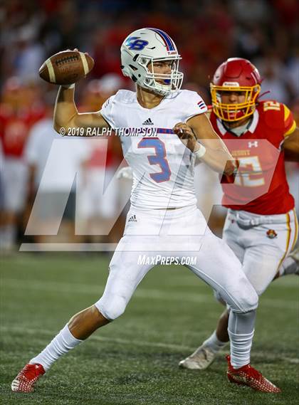 Thumbnail 3 in Jesuit vs. Christian Brothers (Holy Bowl) photogallery.