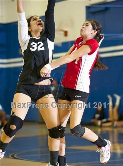 Thumbnail 3 in Taft @ El Camino Real photogallery.