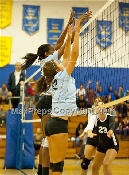 Thumbnail 2 in Taft @ El Camino Real photogallery.