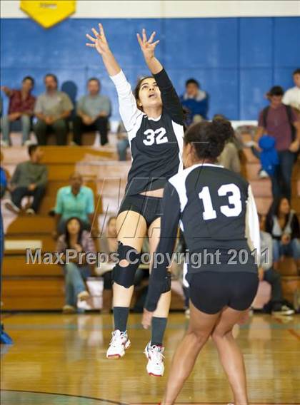 Thumbnail 1 in Taft @ El Camino Real photogallery.