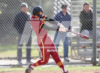 Thumbnail 3 in La Canada vs Cathedral photogallery.