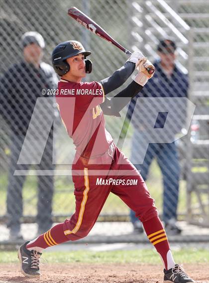 Thumbnail 2 in La Canada vs Cathedral photogallery.