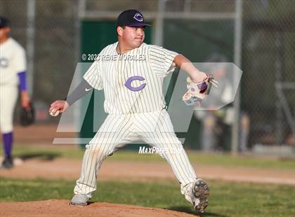 Thumbnail 2 in La Canada vs Cathedral photogallery.