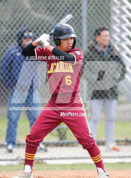 Thumbnail 3 in La Canada vs Cathedral photogallery.