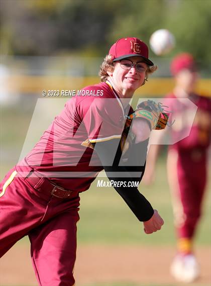 Thumbnail 3 in La Canada vs Cathedral photogallery.