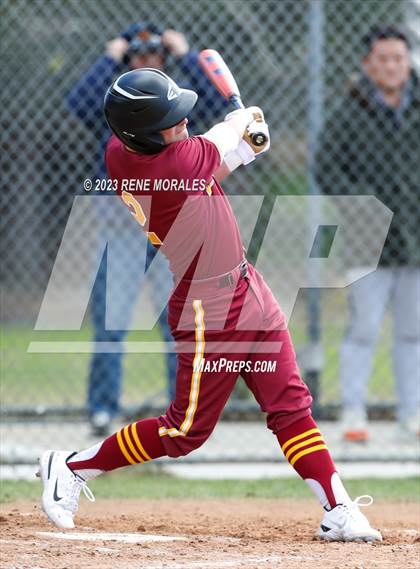 Thumbnail 3 in La Canada vs Cathedral photogallery.