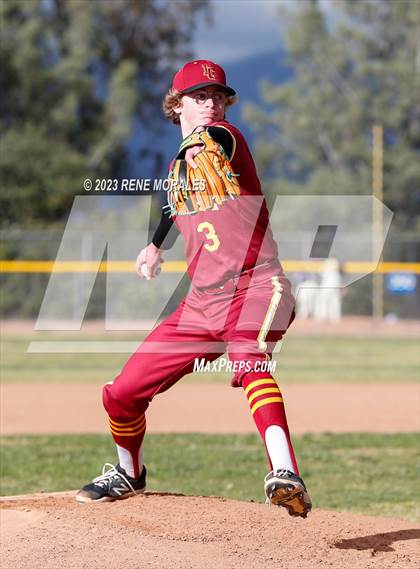 Thumbnail 3 in La Canada vs Cathedral photogallery.