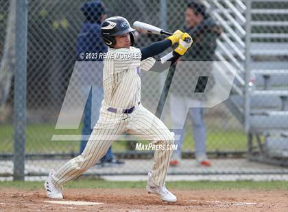 Thumbnail 1 in La Canada vs Cathedral photogallery.