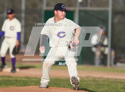 Thumbnail 1 in La Canada vs Cathedral photogallery.