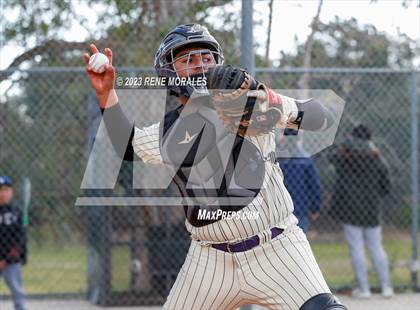 Thumbnail 1 in La Canada vs Cathedral photogallery.