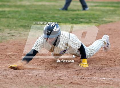 Thumbnail 1 in La Canada vs Cathedral photogallery.