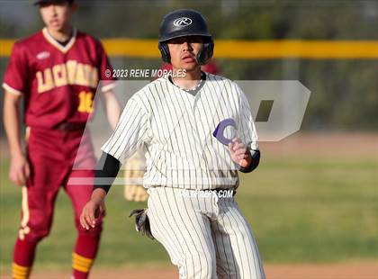 Thumbnail 1 in La Canada vs Cathedral photogallery.