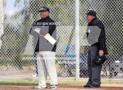 Thumbnail 3 in La Canada vs Cathedral photogallery.