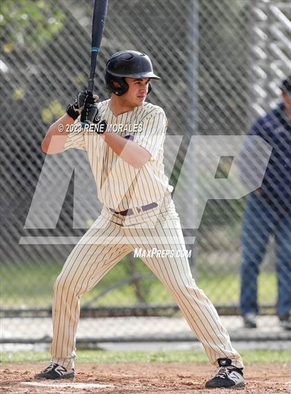 Thumbnail 3 in La Canada vs Cathedral photogallery.