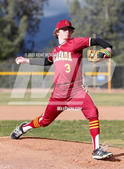 Thumbnail 2 in La Canada vs Cathedral photogallery.