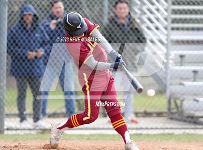 Thumbnail 2 in La Canada vs Cathedral photogallery.