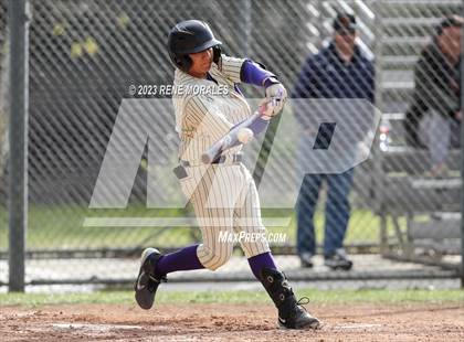 Thumbnail 2 in La Canada vs Cathedral photogallery.