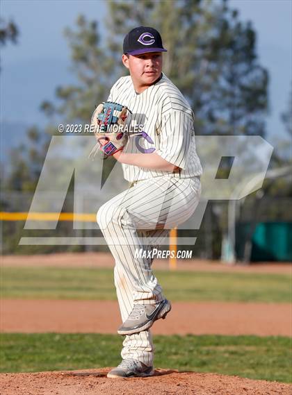 Thumbnail 2 in La Canada vs Cathedral photogallery.