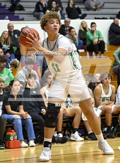 Thumbnail 1 in Yorktown vs Pike (Fieldhouse Classic) photogallery.