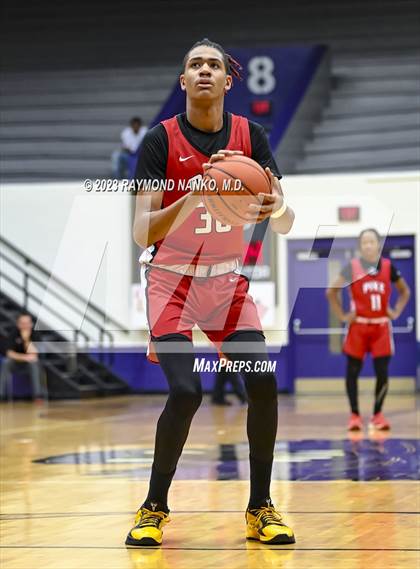 Thumbnail 3 in Yorktown vs Pike (Fieldhouse Classic) photogallery.