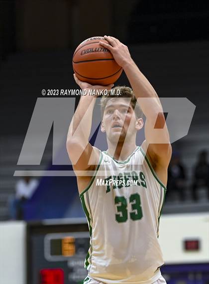 Thumbnail 1 in Yorktown vs Pike (Fieldhouse Classic) photogallery.