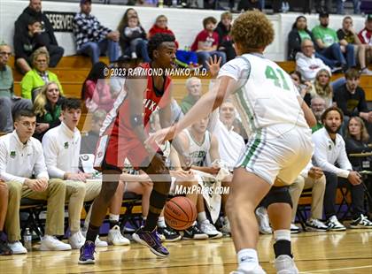Thumbnail 2 in Yorktown vs Pike (Fieldhouse Classic) photogallery.
