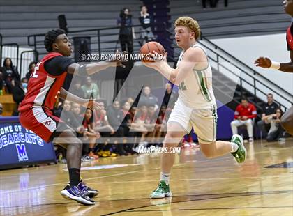 Thumbnail 1 in Yorktown vs Pike (Fieldhouse Classic) photogallery.