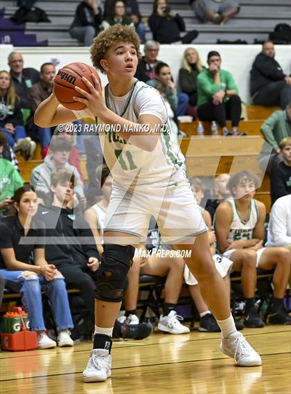 Thumbnail 2 in Yorktown vs Pike (Fieldhouse Classic) photogallery.