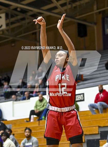 Thumbnail 1 in Yorktown vs Pike (Fieldhouse Classic) photogallery.