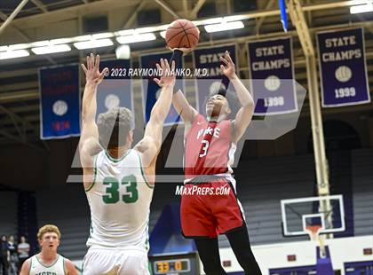 Thumbnail 2 in Yorktown vs Pike (Fieldhouse Classic) photogallery.