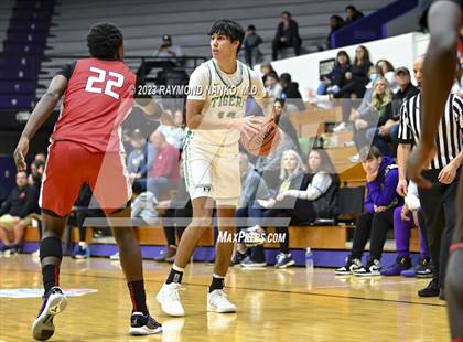Thumbnail 3 in Yorktown vs Pike (Fieldhouse Classic) photogallery.