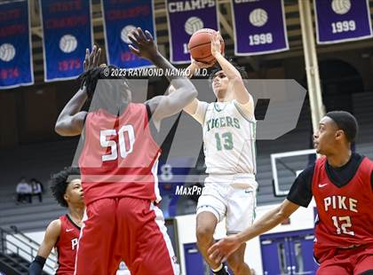Thumbnail 2 in Yorktown vs Pike (Fieldhouse Classic) photogallery.